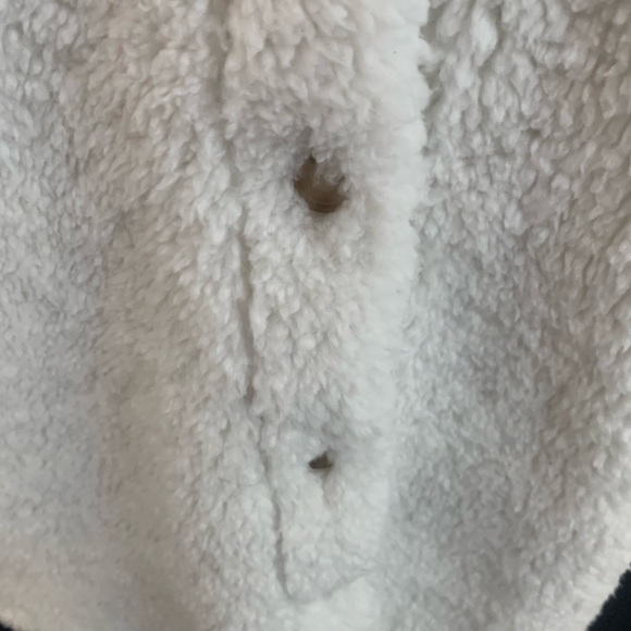 Hem & Thread Cream Sherpa Jacket - Picture 5 of 15